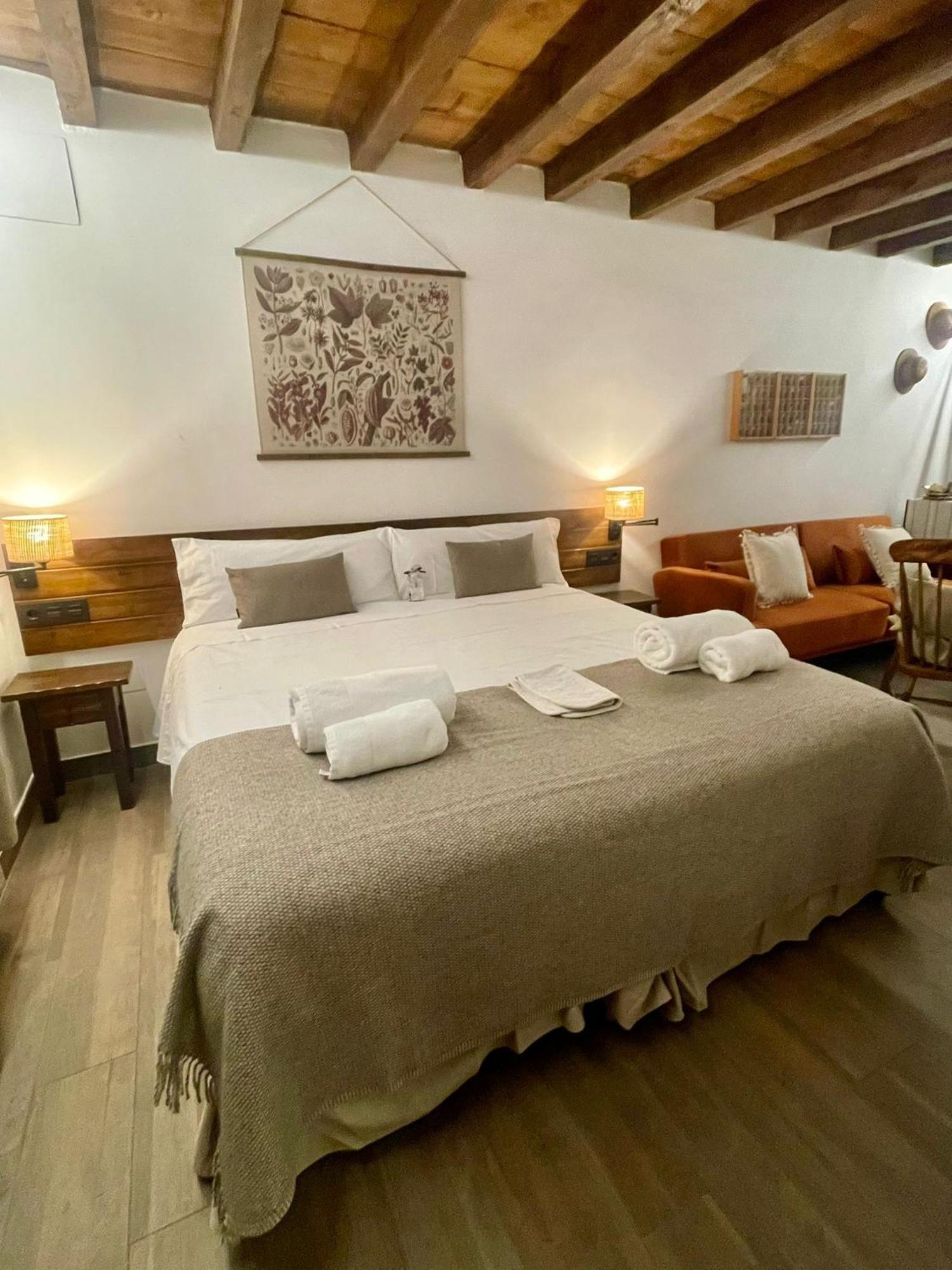 La Casa Del Cantero Pinilla del Valle Экстерьер фото