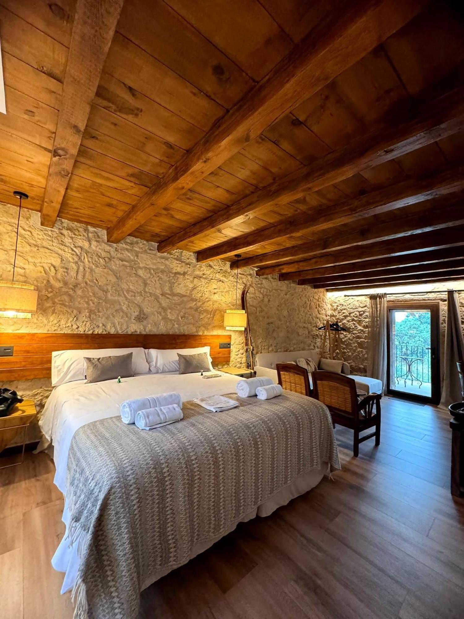 La Casa Del Cantero Pinilla del Valle Экстерьер фото
