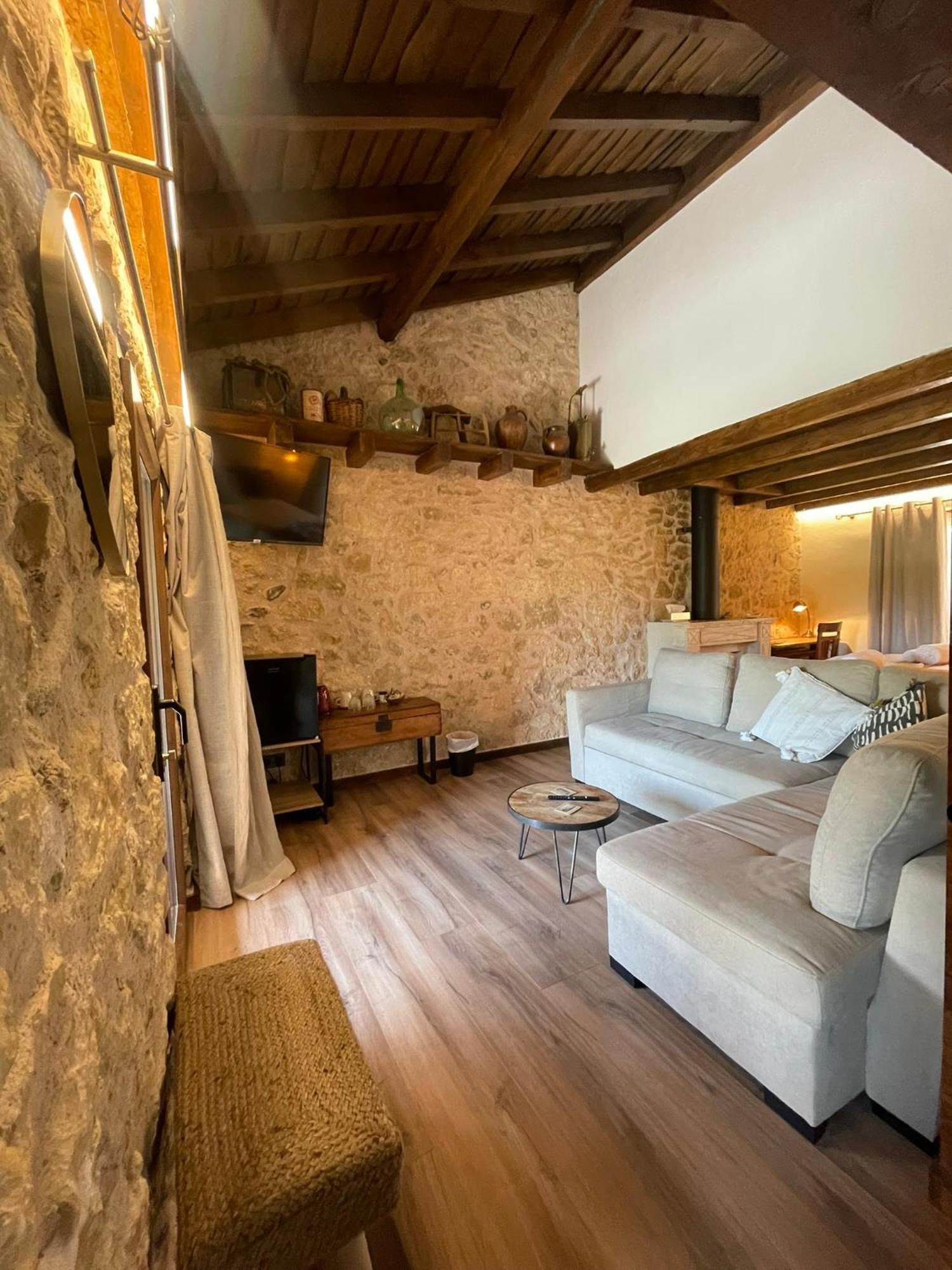 La Casa Del Cantero Pinilla del Valle Экстерьер фото